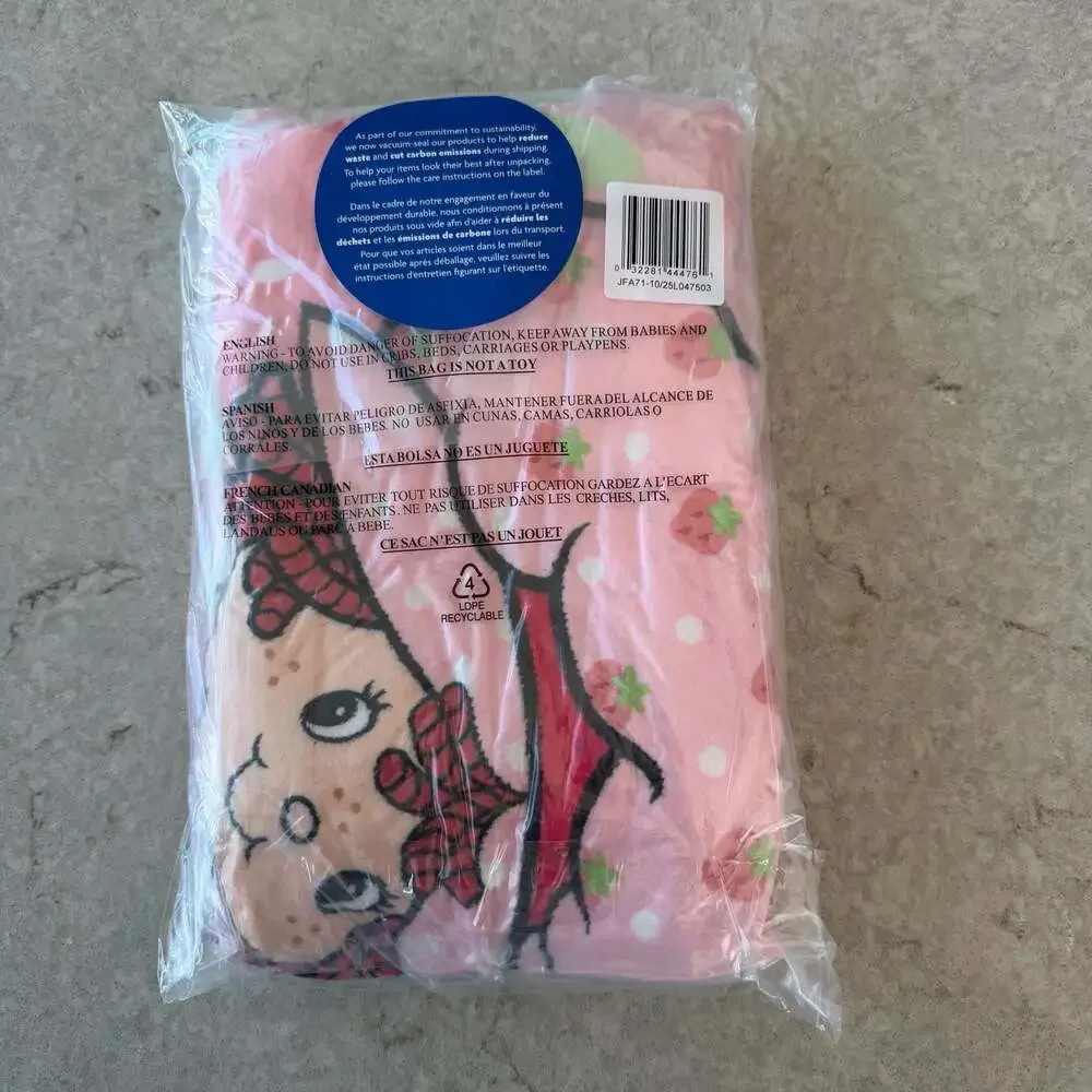 Strawberry Shortcake Plush Throw Blanket 46x60 New in Package